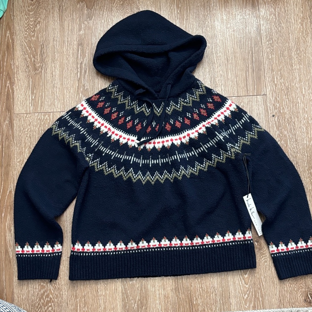 Nicole Miller navy blue fair isle hooded sweater, size large (runs small)